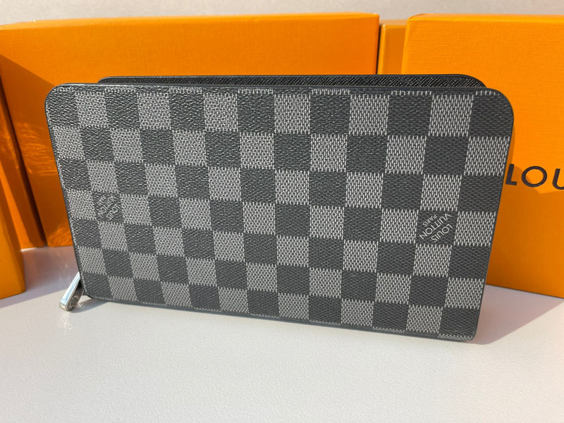 Best Replica Louis Vuitton  Wearable Wallet