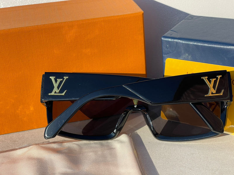 BLACK LOUIS VUITTON CYCLONE SUNGLASSES NA