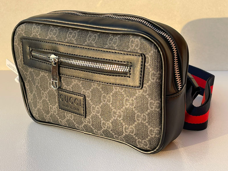 GG Supreme messenger men’s bag