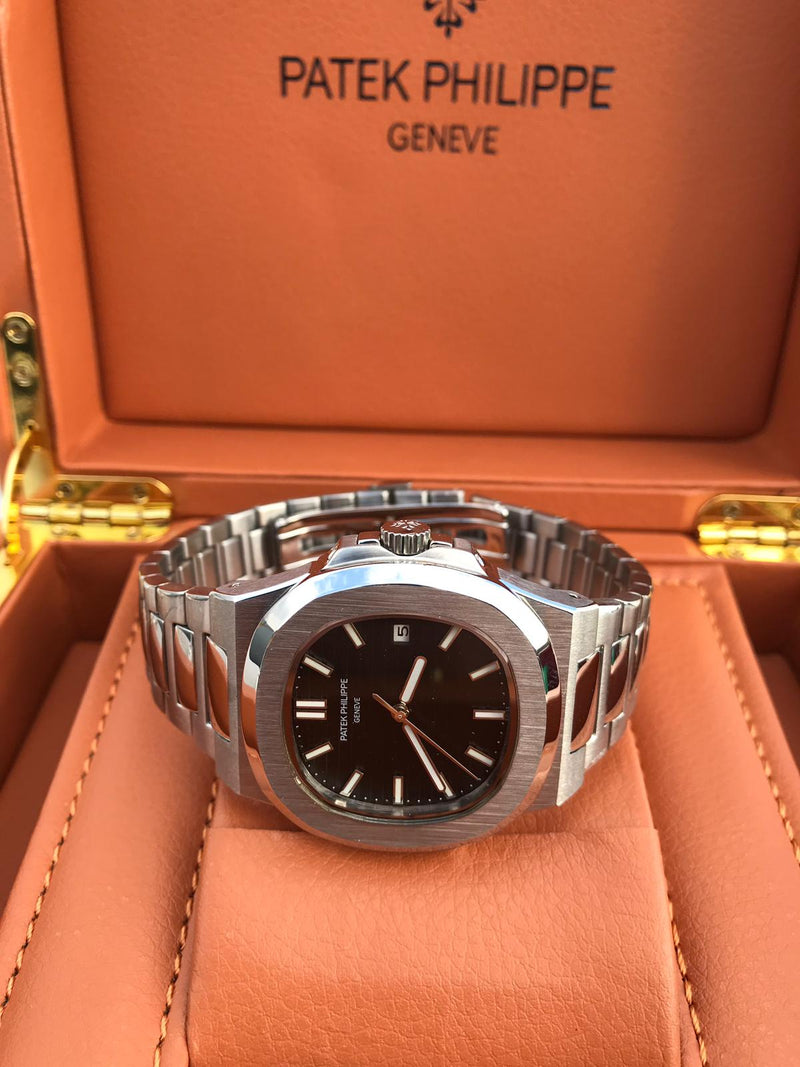 Patek Philippe Nautilus 5712/1A Stainless Steel 40mm Black Dial