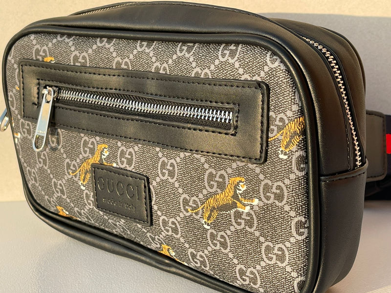 GG Supreme messenger men’s bag