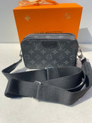 Best Replica Louis Vuitton Alfa Wearable Wallet