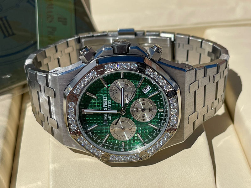 Best Replica Audemars Piguet Green Royal Oak iced out