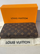 Best Replica Louis Vuitton  Wearable Wallet