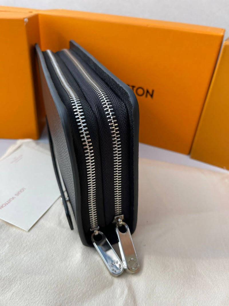 Best Replica Louis Vuitton  Wearable Wallet