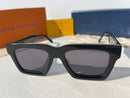 BLACK LOUIS VUITTON POP SUNGLASSES