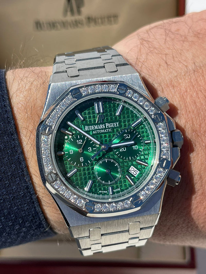 Best Replica Audemars Piguet Green Royal Oak iced out