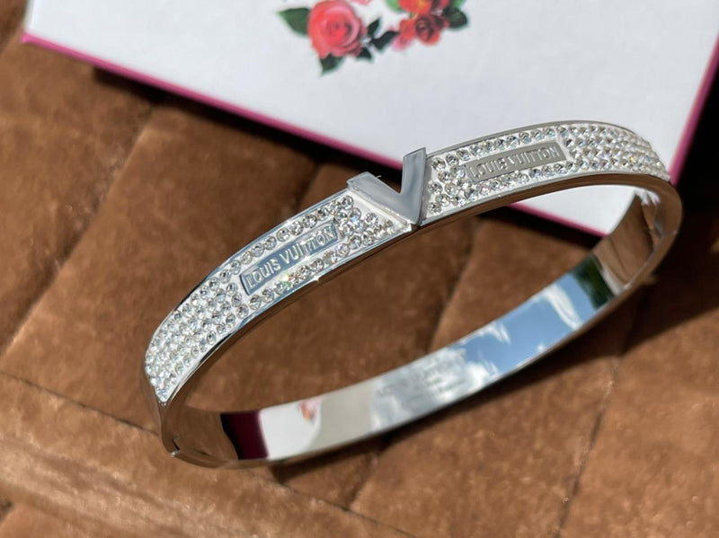 LOUIS VUITTON BRACELET