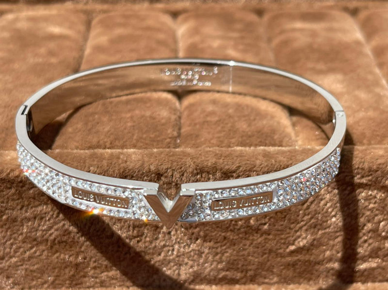 LOUIS VUITTON BRACELET