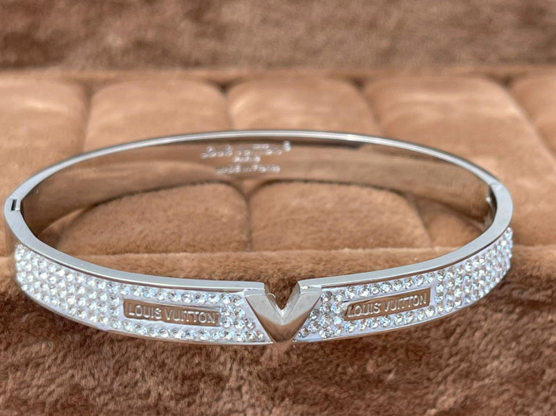 LOUIS VUITTON BRACELET