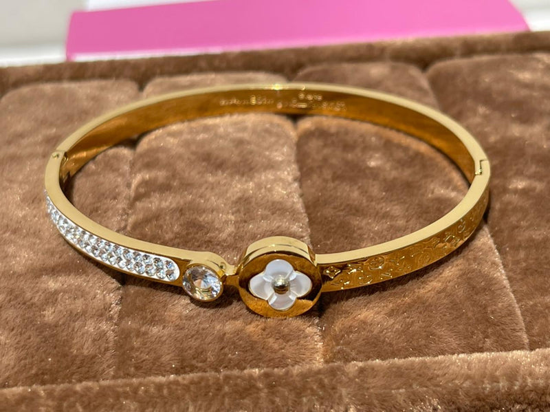 LOUIS VUITTON BRACELET