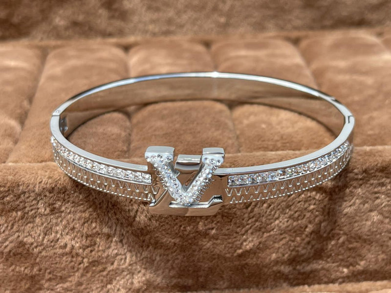 LOUIS VUITTON BRACELET