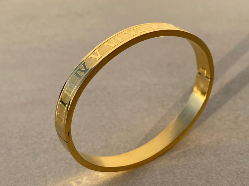 NUMERAL ROMAN BRACELET