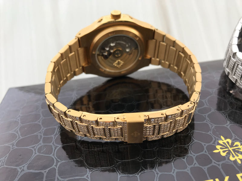 Nautilus Fully Iced Out  Doublete 1:1 Doublete ETÁ