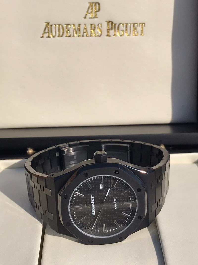 Audemars Piguet Royal Oak quartz black Mad