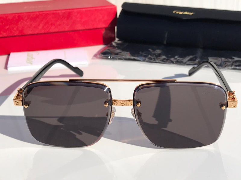 Gold Panthere De Cartier