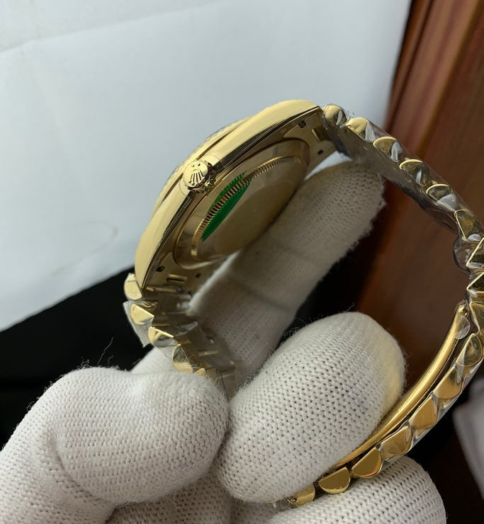 Daydate romano gold with dial 3135 1:1 Doublete ETÁ super clone