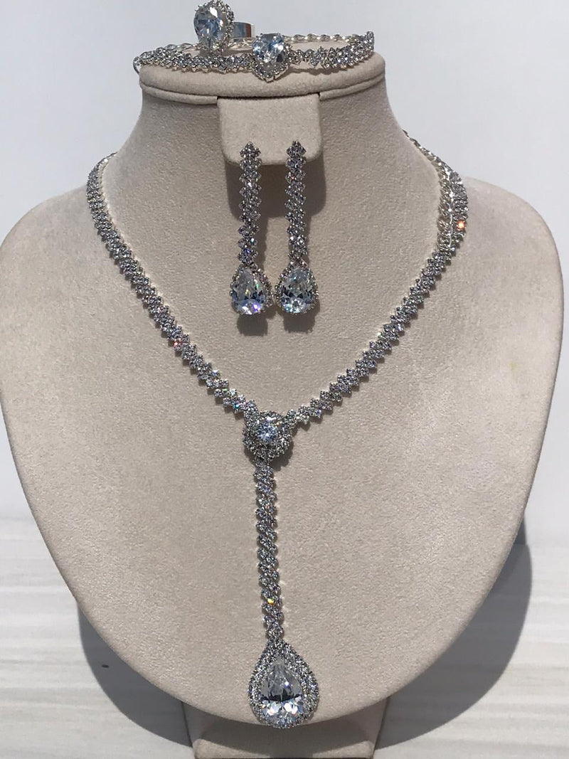Full set of Zircon standard mixed queen diamonds Necklace bling bling rocks with zircon ears