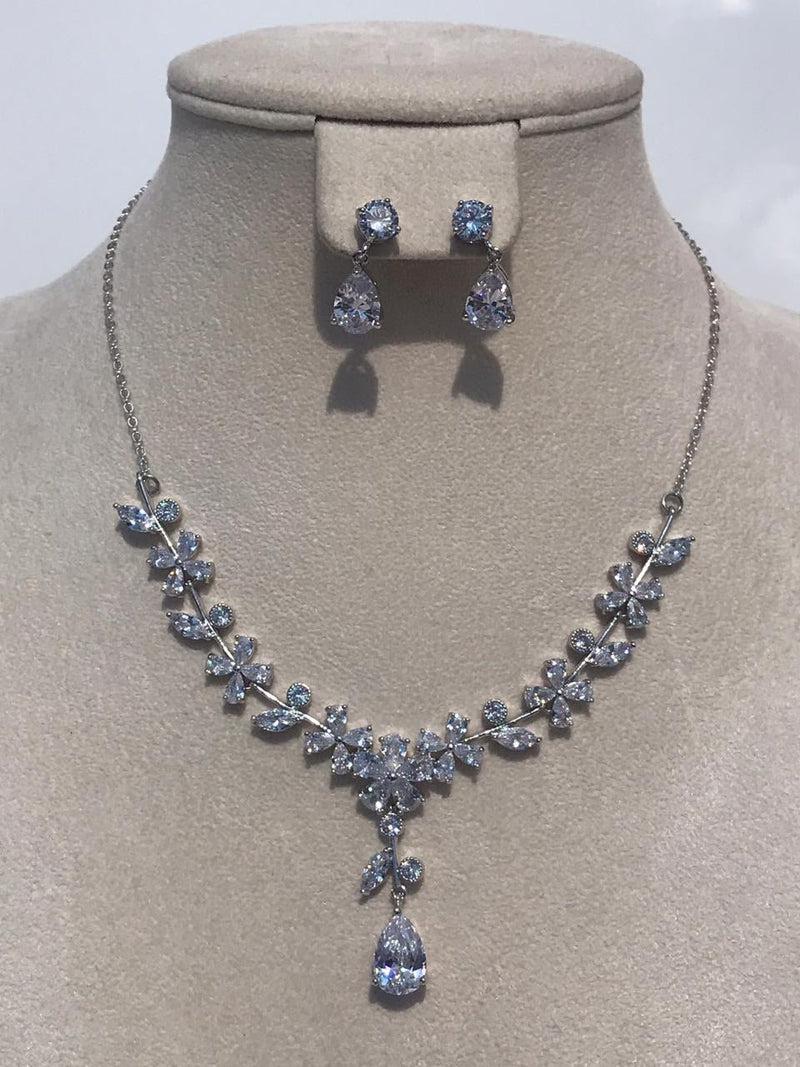Zircon diamonds Necklace bling bling rocks with zircon ears