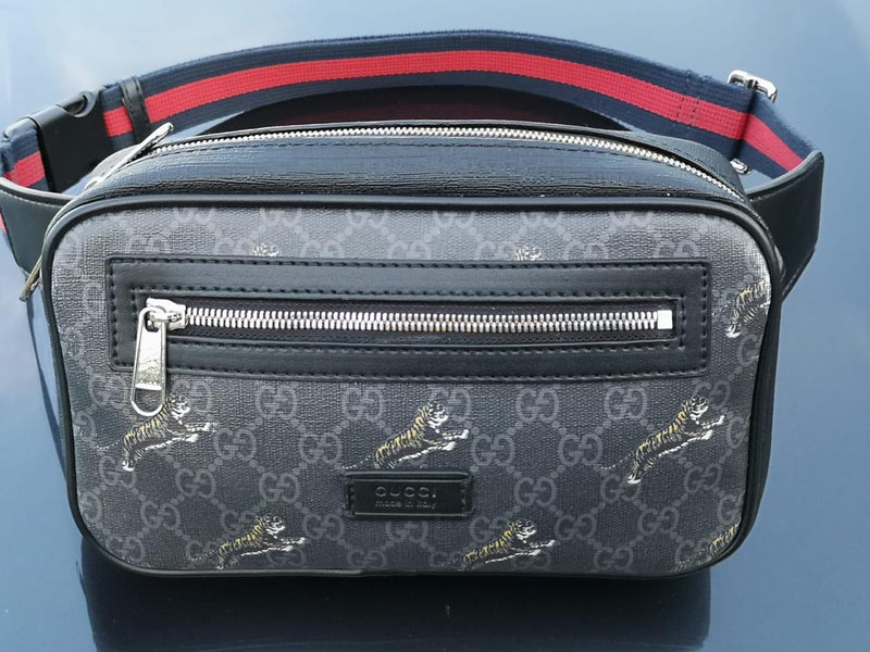GG Supreme messenger bag men’s bag