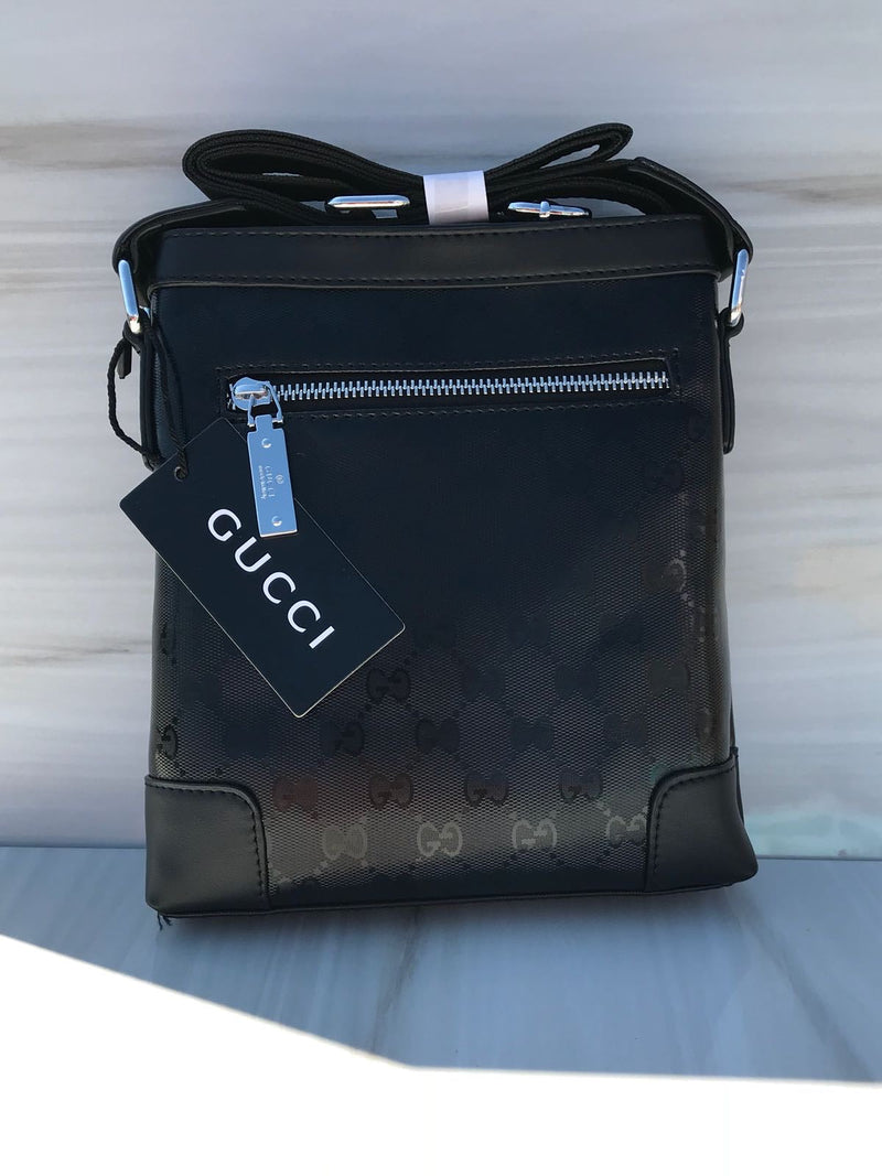 Gucci full black XL shoulder bag with metallic sign