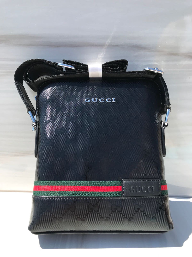 Gucci full black XL shoulder bag tricolour gucci sign