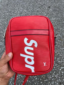SUPREME Messenger red color men’s bag