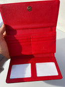 CoLouis Vuitton brown Wallet for classy women with red color