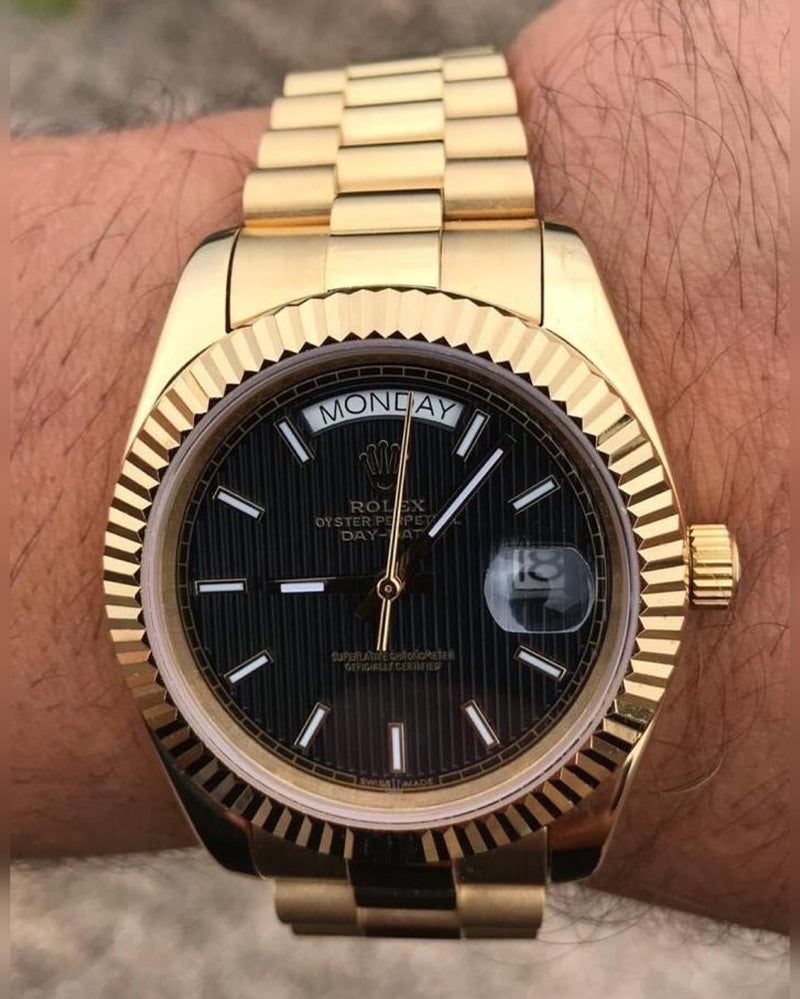 Rolex Daydate gold with black dial