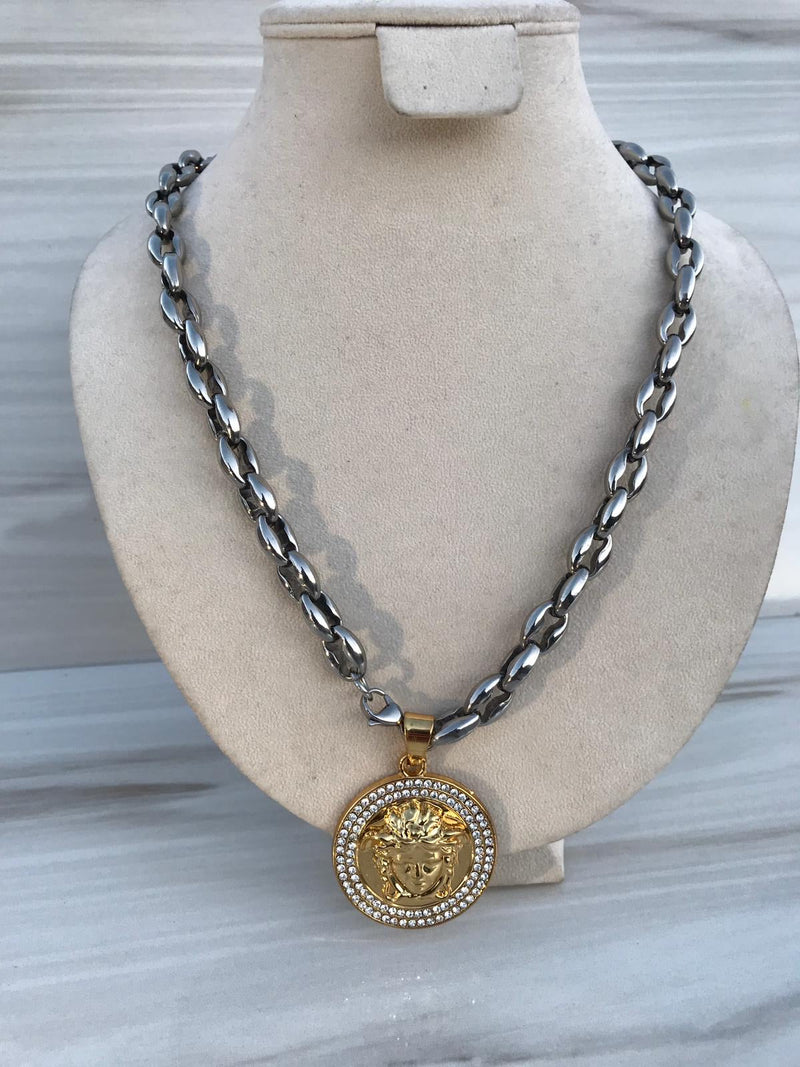 Full grey color With CIRCLE Bling bling medusa Necklaces
