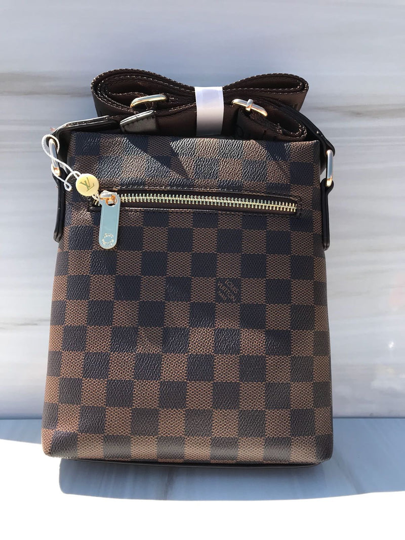 LV brown shoulder bag with brown line