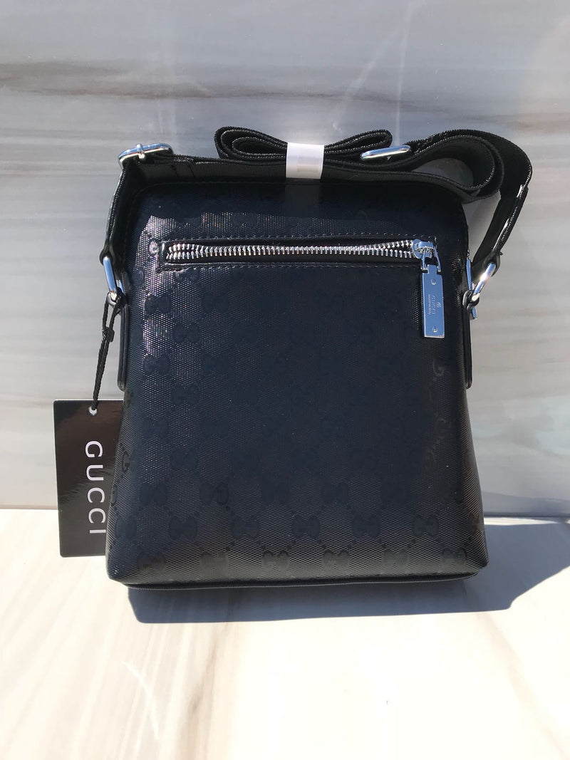 Gucci full black XL shoulder bag tricolour gucci sign