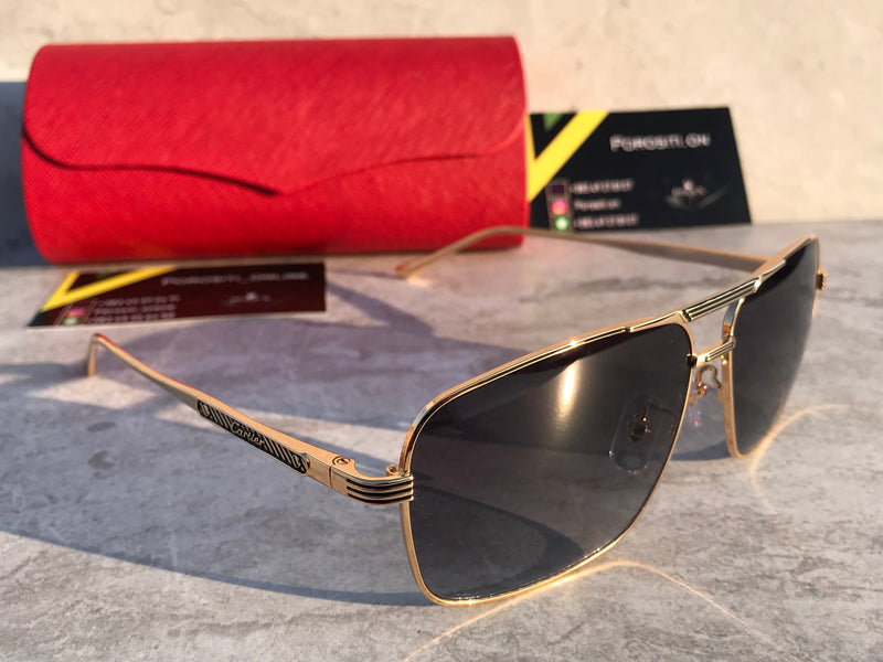 GOLD PANTHERE DE CARTIER