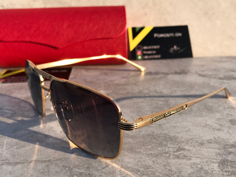 GOLD PANTHERE DE CARTIER