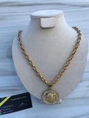 Full Standard Gold color With circle emerald Medusa Necklaces