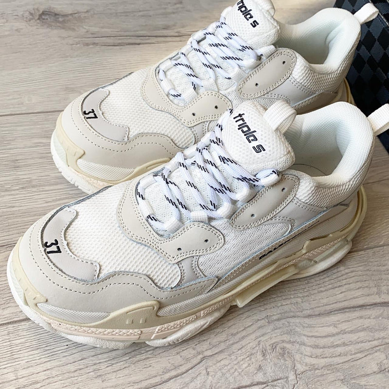 Best Replica White Balenciaga sneakers triple s