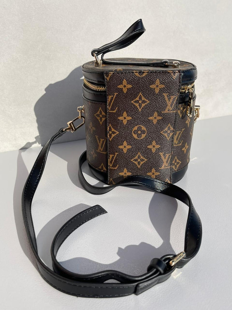 Louis Vuitton new trendy brown women’s bag