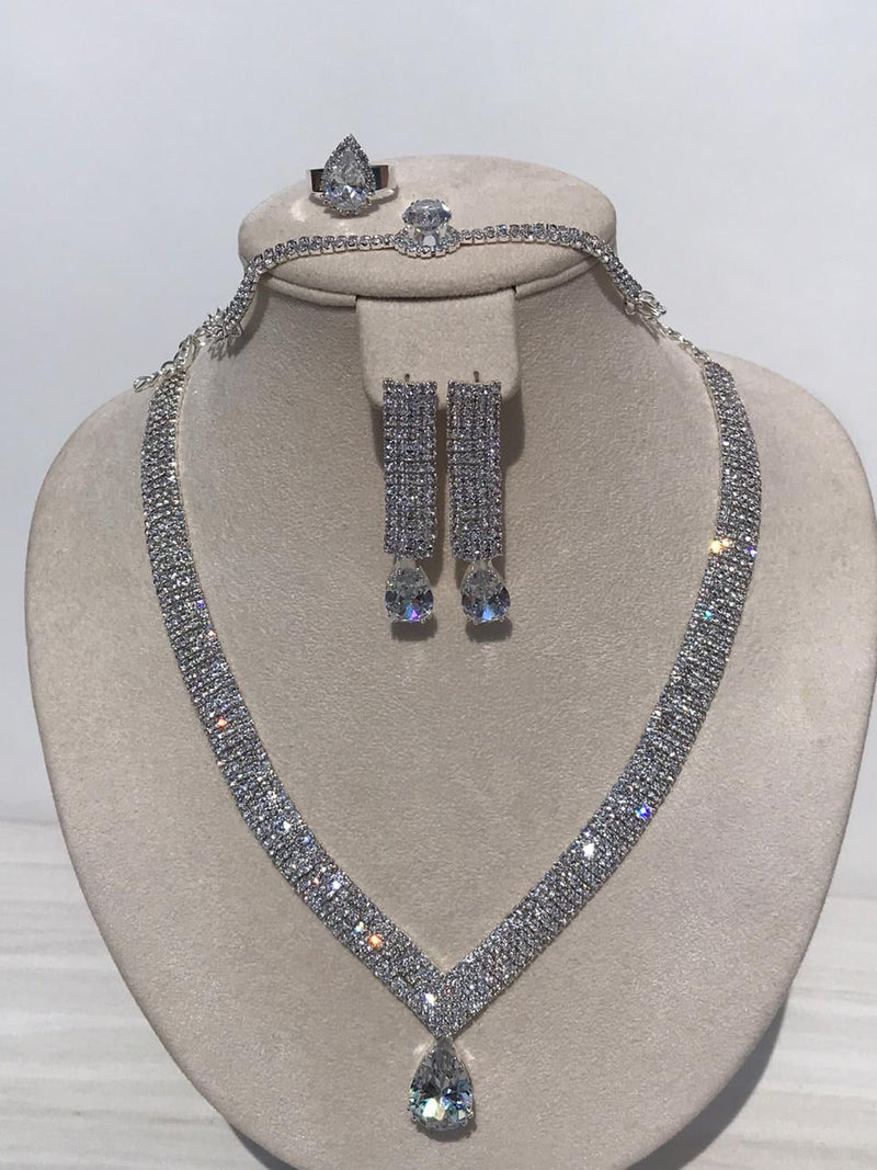 Full set of Zircon mixed queen diamonds Necklace bling bling rocks with zircon ears