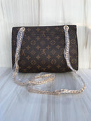 LV Monogram Canvas Victoire women’s