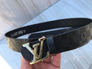 LV INITIALES BELT new black with gold metallic
