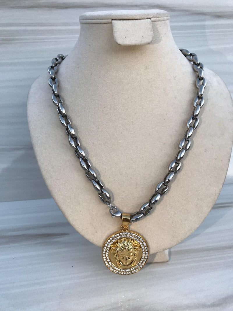 Full grey color With CIRCLE Bling bling medusa Necklaces