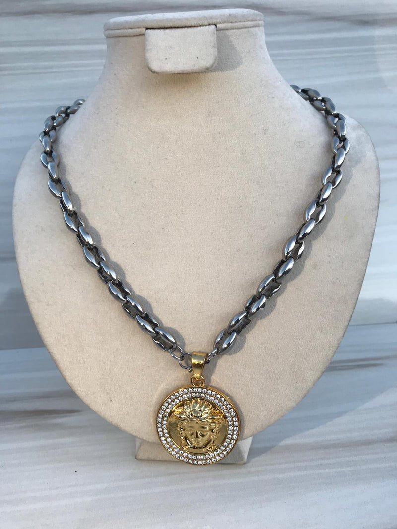 Full grey color With CIRCLE Bling bling medusa Necklaces