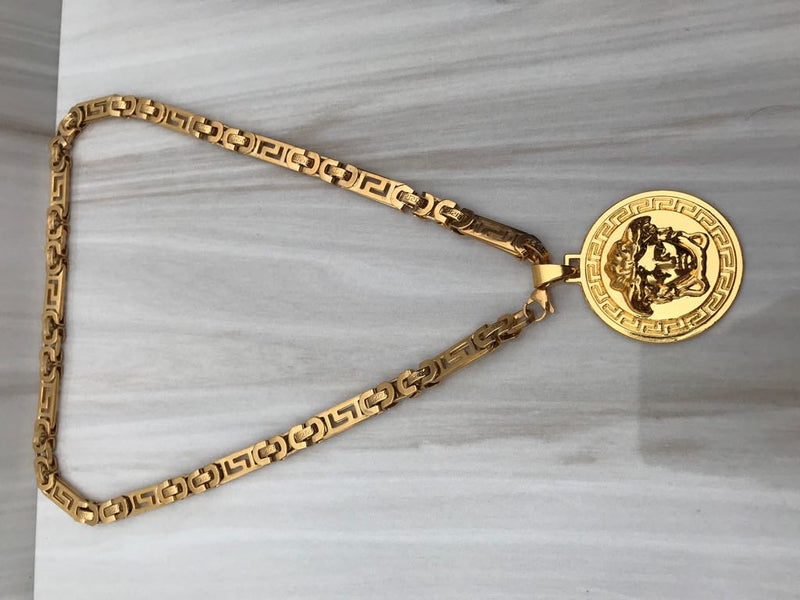 Full Gold color diagonal Medusa Necklaces