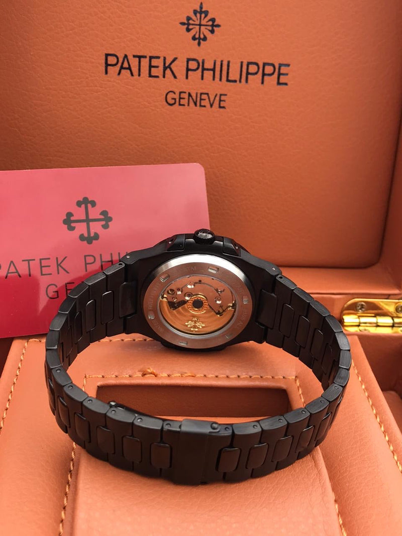 Patek Philippe Nautilus Mad