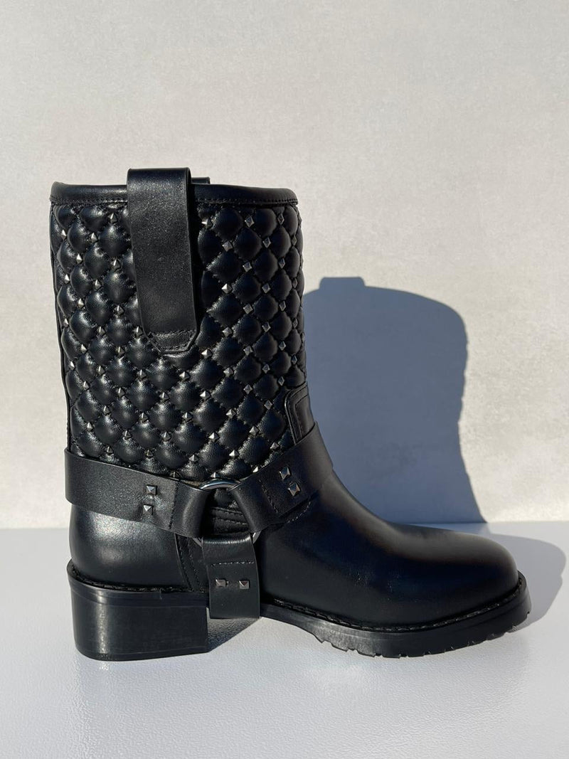 Best Replica Valentino legit black leather Sneakers