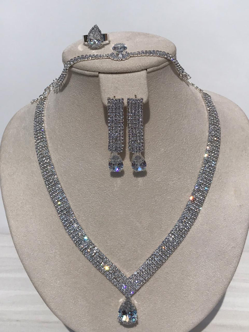 Full set of Zircon mixed queen diamonds Necklace bling bling rocks with zircon ears