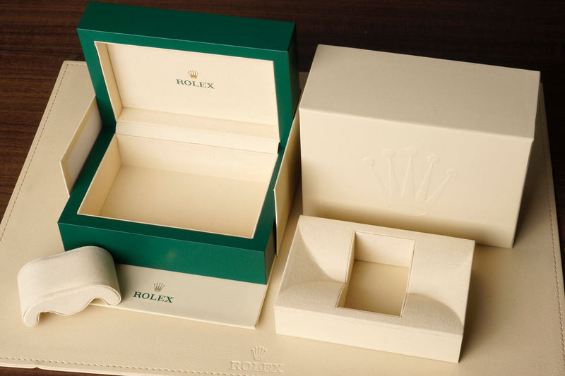 Best Replica Rolex box with papers (newest model)