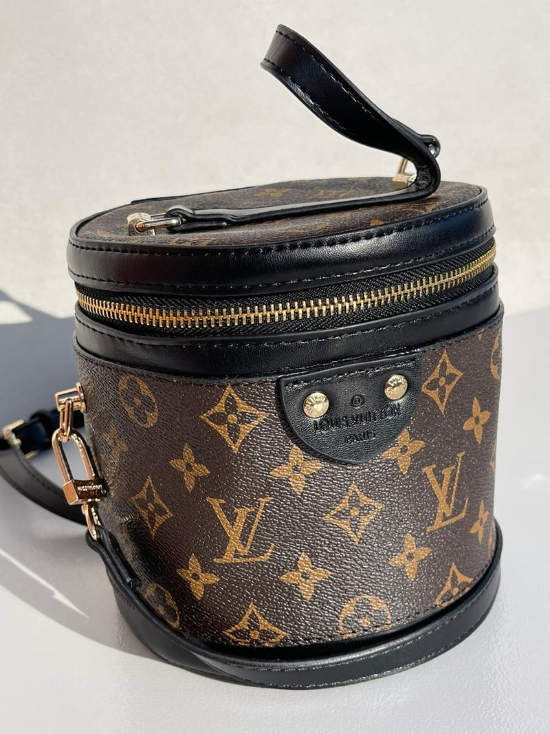 Louis Vuitton new trendy brown women’s bag