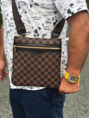 Louis Vuitton District MM men’s bag