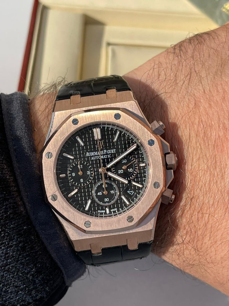Best Replica Audemars Piguet rose gold case and black Royal Oak black leather